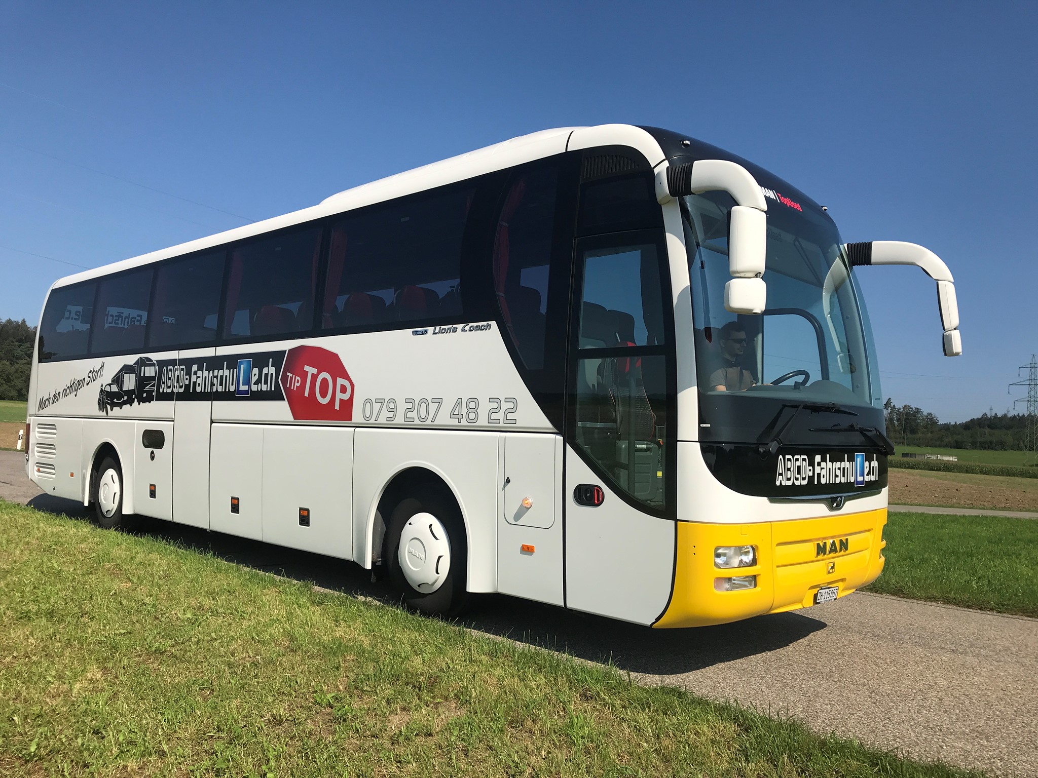 ABCD Fahrschule führt regelmässig obligatorische Theorie Technikkurse für Wohnmobile und Lastwagen, Busse Kategorie C1, D1  und C, D in Winterthur durch